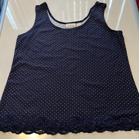 Chico's Tops - Women’s chicos Size 1 tank top EUC
